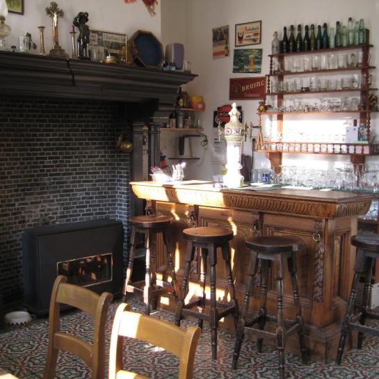 café